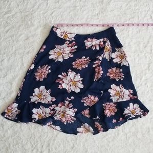 Soprano blue floral skirt